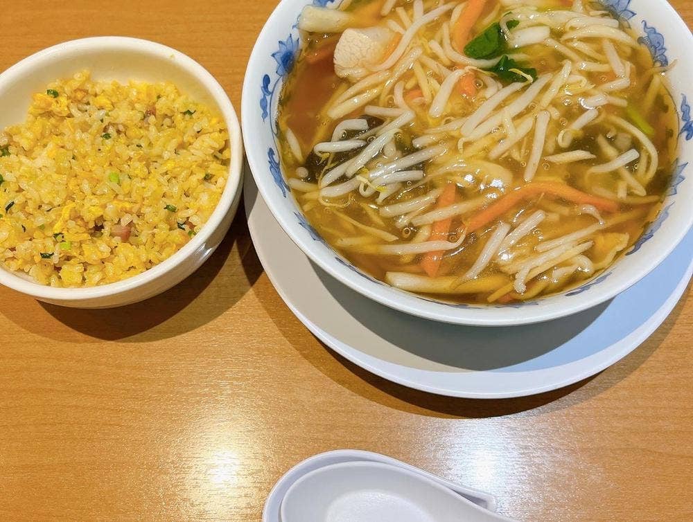 崎陽軒 横浜線改札内コンコース デリカステーション