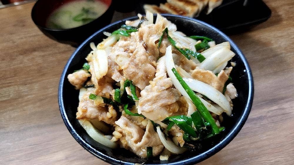 伝説のすた丼屋 横浜西口店
