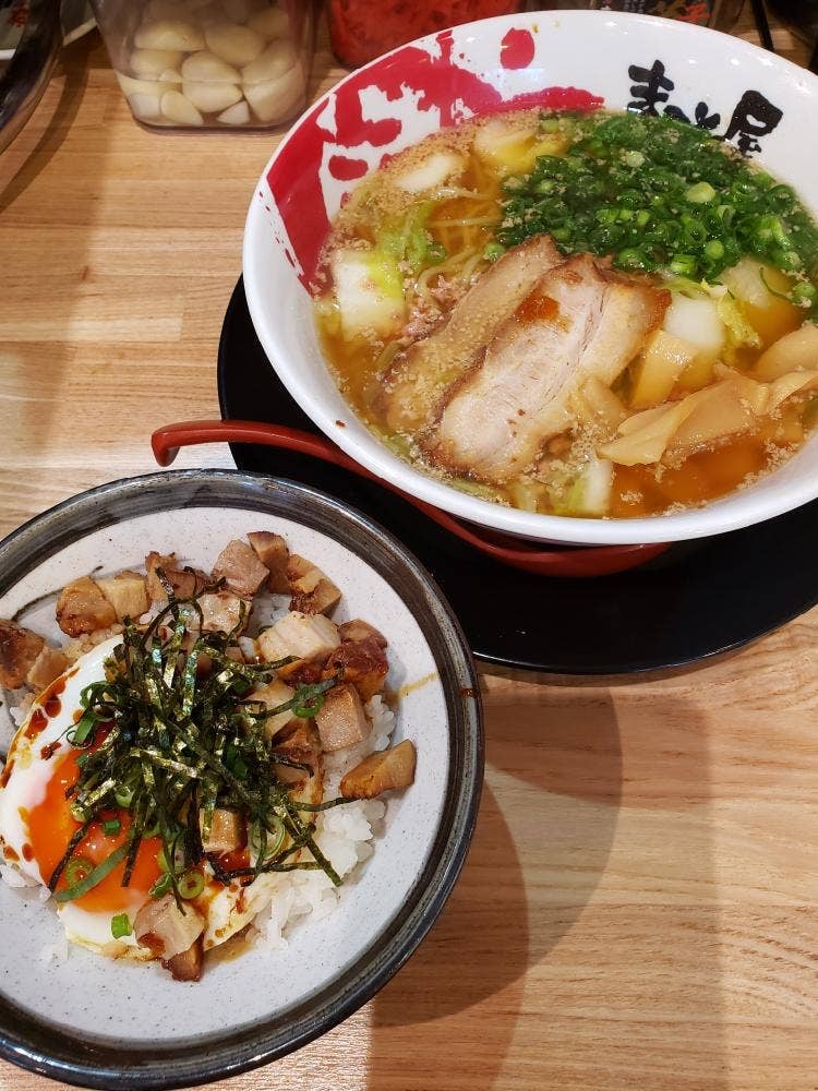 ラーメン まこと屋 三木大村店