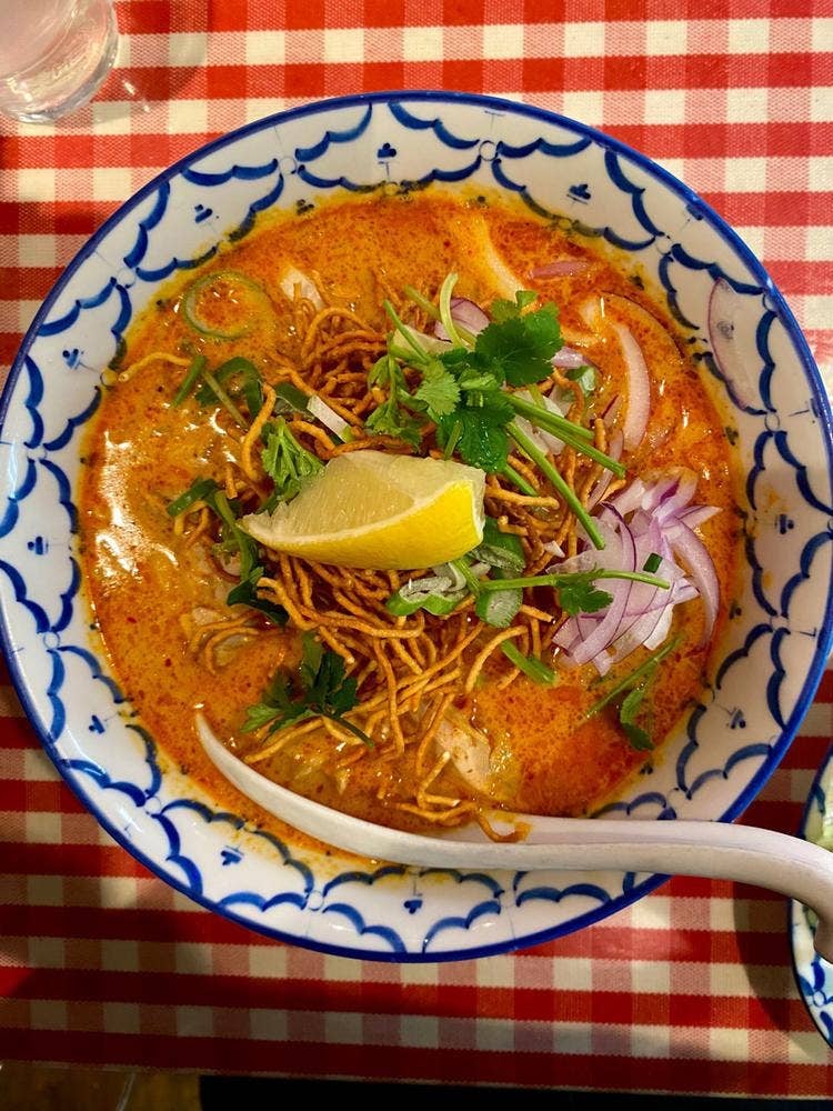 ティーヌン 銀座ファイブ店