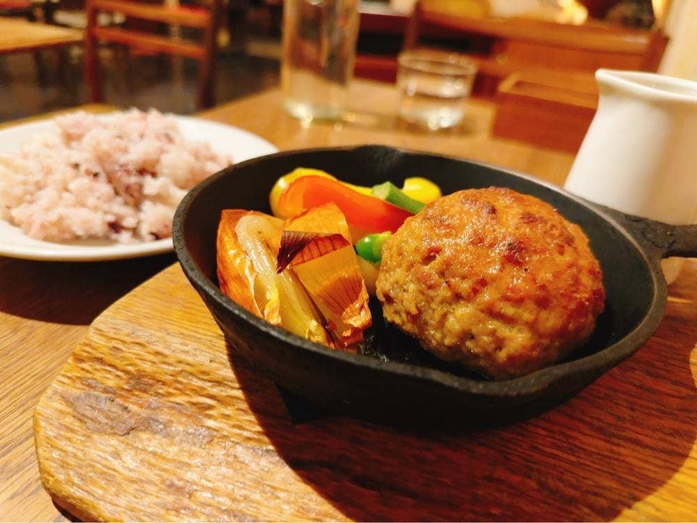 ノイカフェ 千里本店