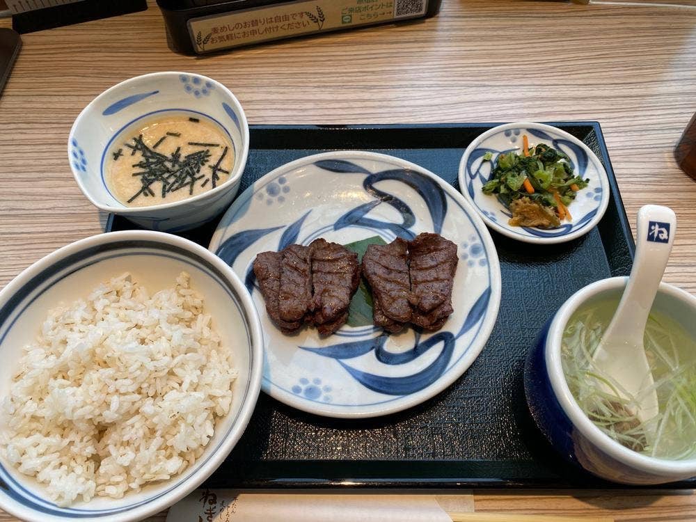 牛たんとろろ麦めし ねぎし 原宿店