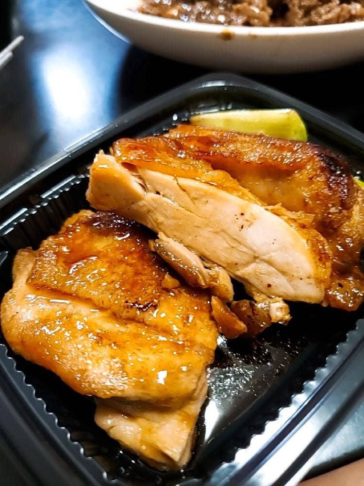 Raku Deli kichen