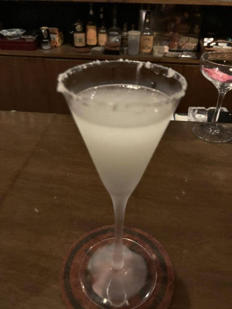 BAR TAVERN