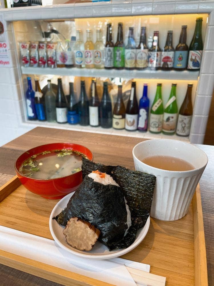 お粥とお酒のANDON