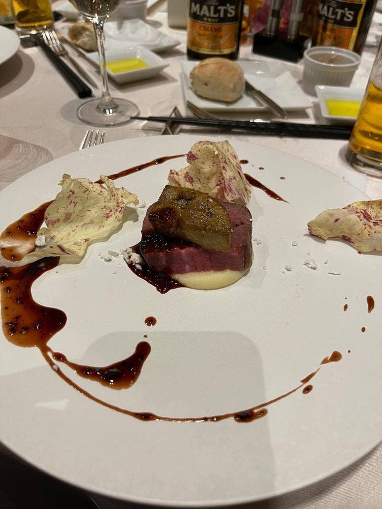 ザ テンダーハウス ダイニング