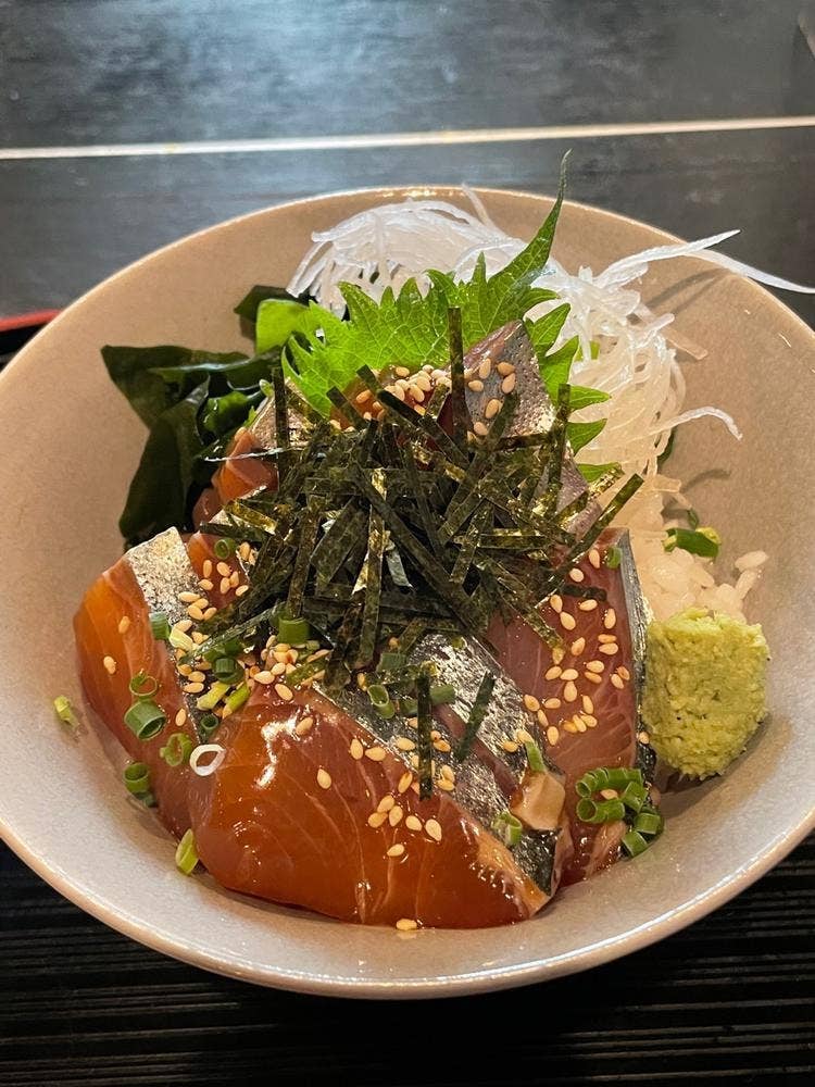 ゆうや
