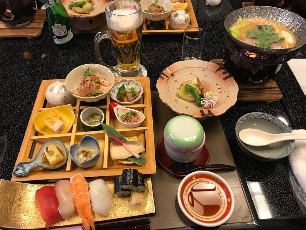 日本料理 魚つぐ