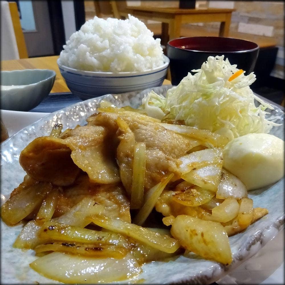 まるみ食堂