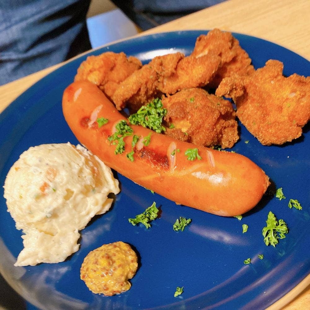 サウナタロトヤマ カフェ レストラン