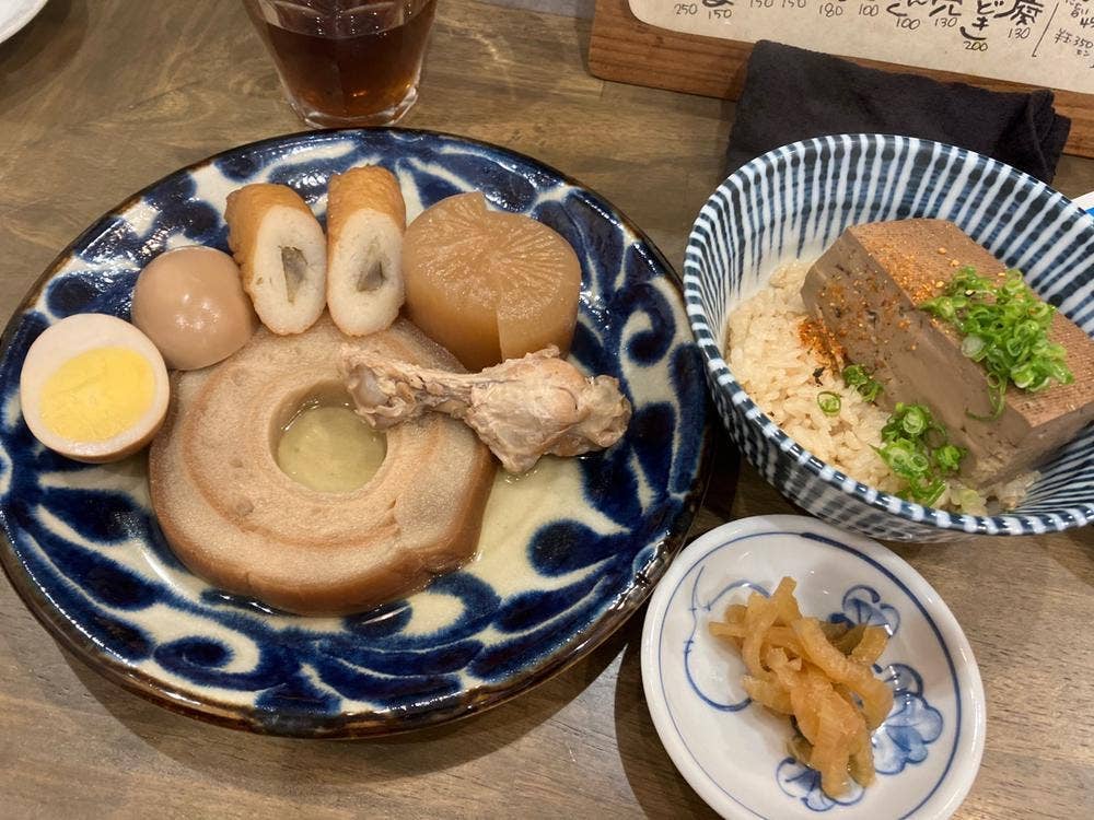 駅前おでん 高槻カントダキ