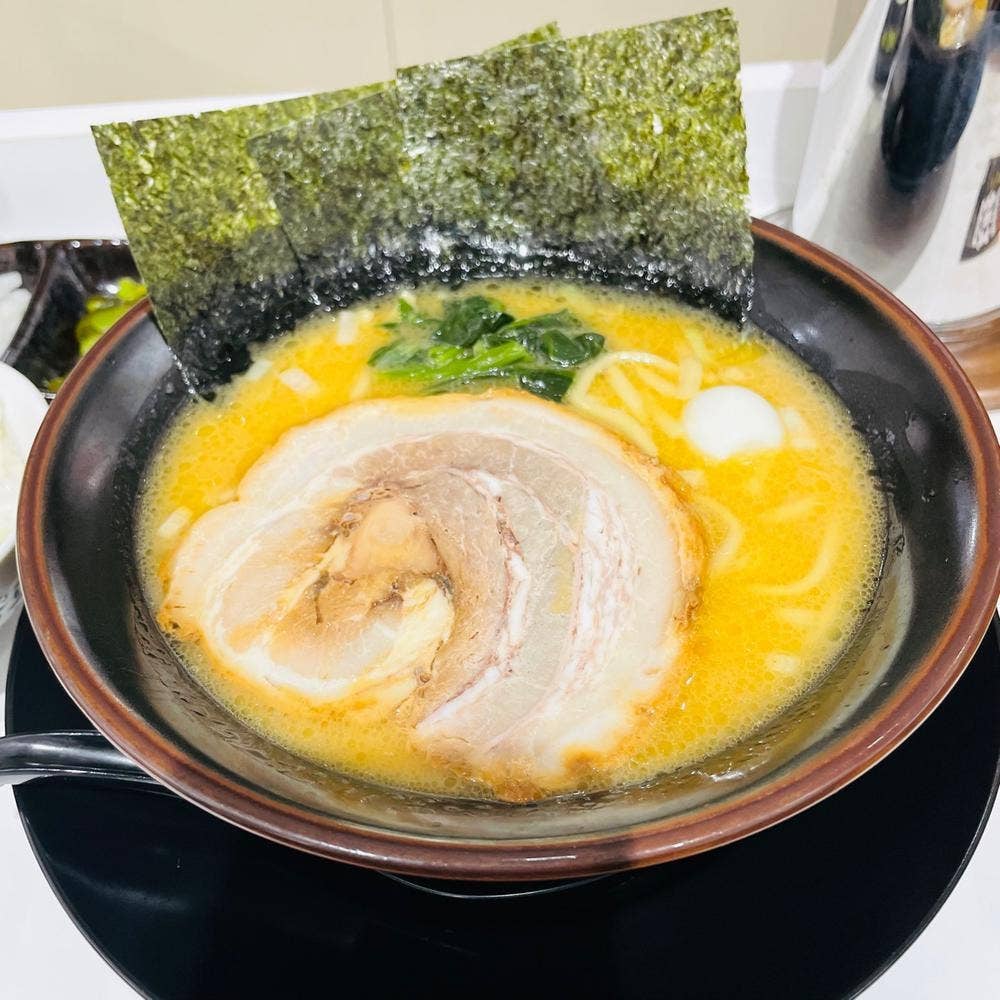 横浜家系ラーメン 天神家