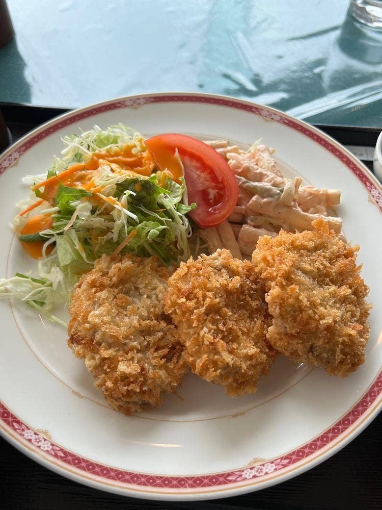 レストラン辰巳