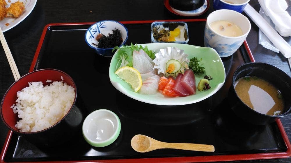 食事処 まんぞく