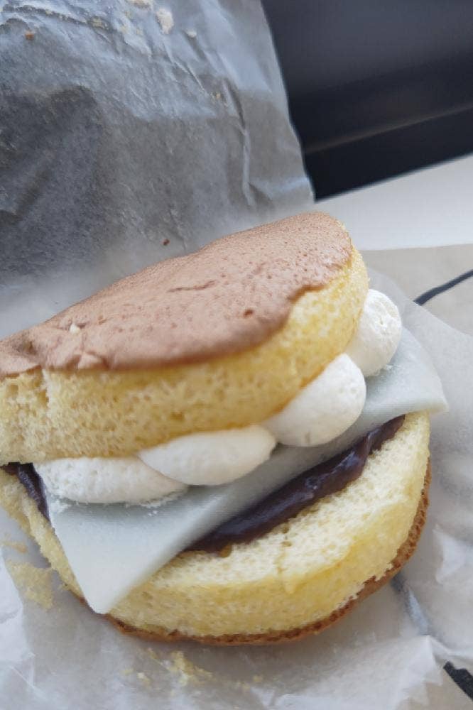 千秋庵 札幌三越店 巴里銅鑼専門店