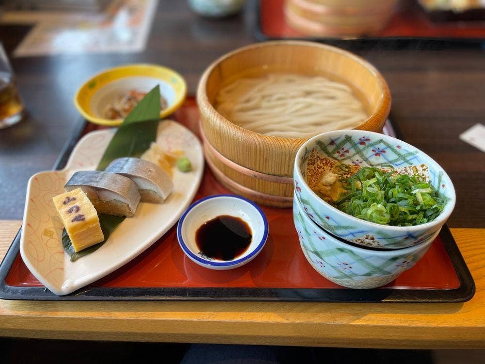 たらいうどん 山のせ 松茂店