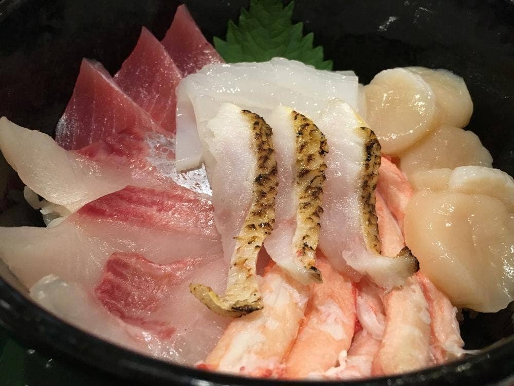 海鮮丼専門店 とっとや 今嶺店