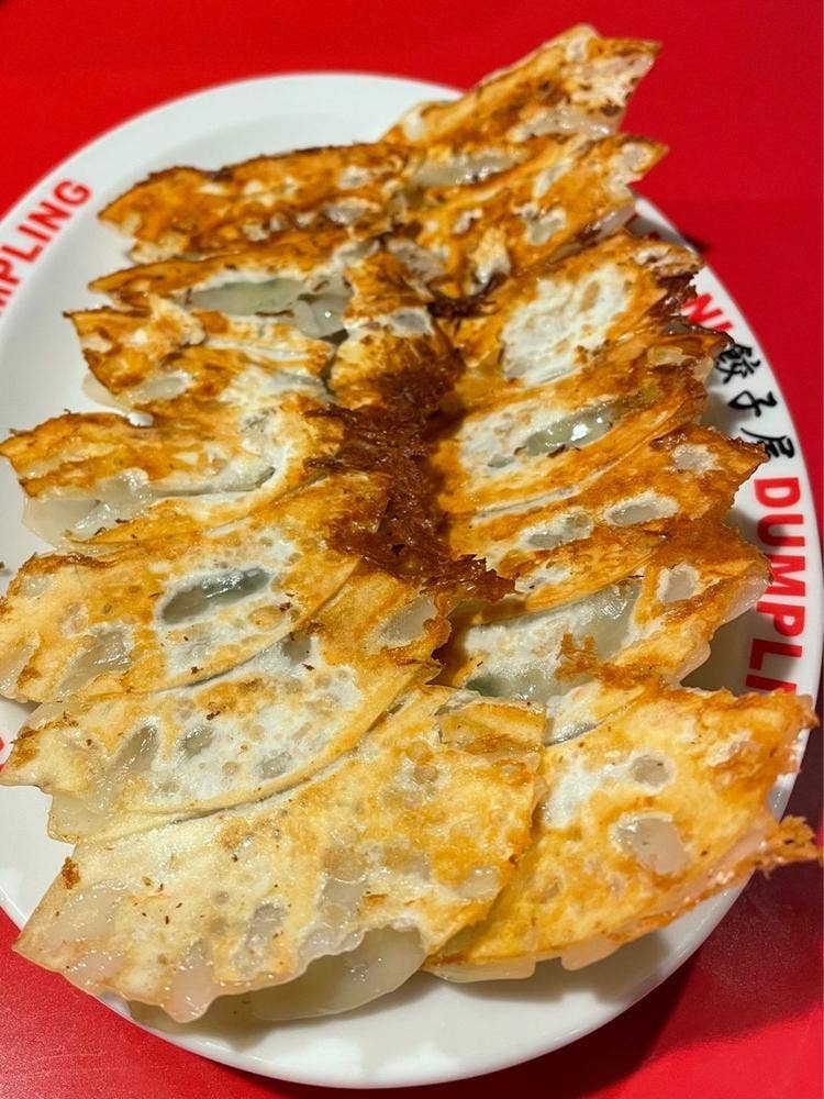 餃子屋 弐ノ弐 福岡明治通り店