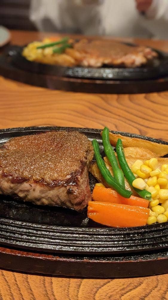 レストランキャトル