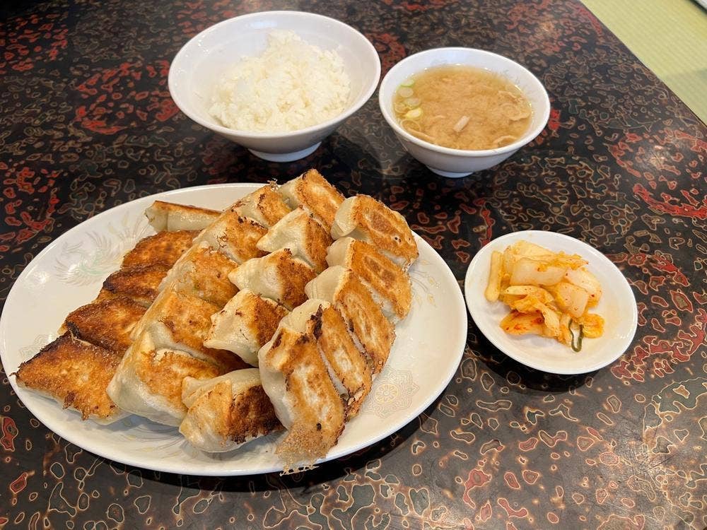 餃子の店