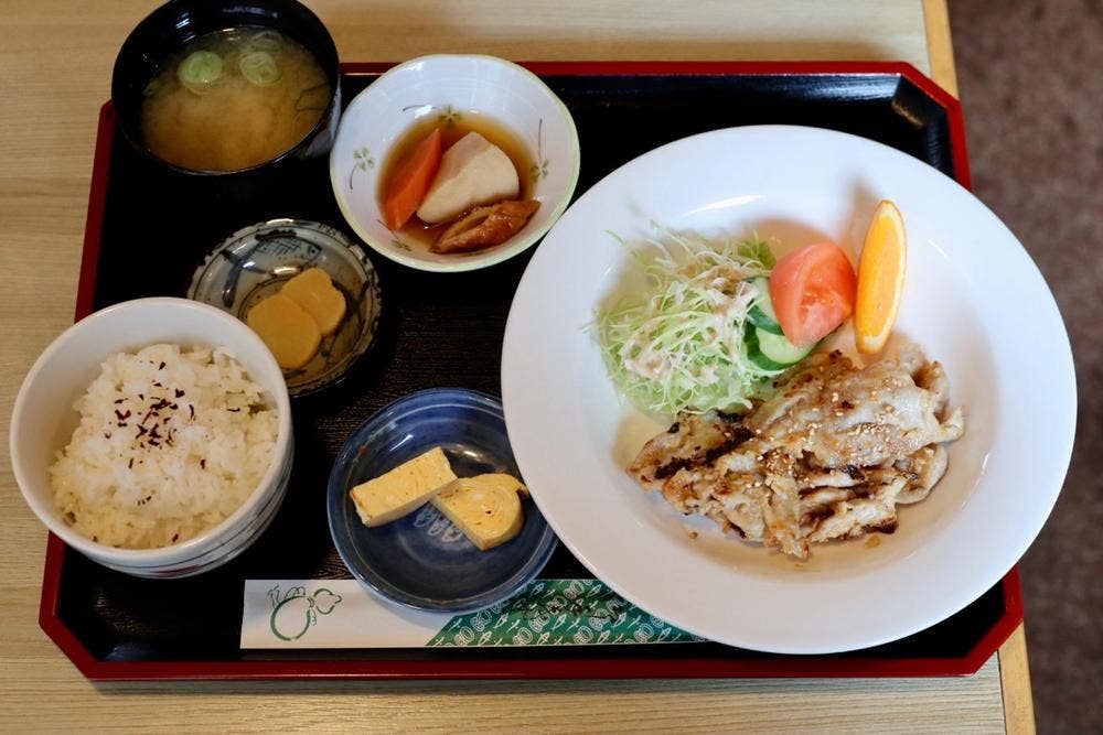 薊