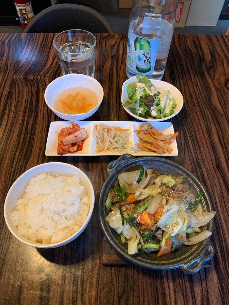 韓国料理サムシセキ 中井店
