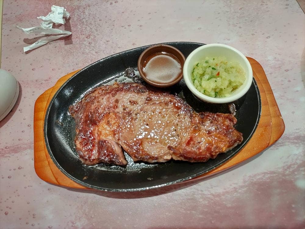 サイゼリヤ 川崎モアーズ店