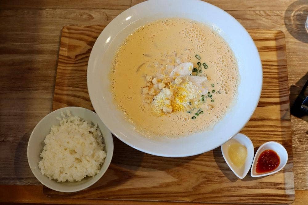 おひとりさま横丁 焼肉イーネ×麺屋はやぶさ 新瑞橋店