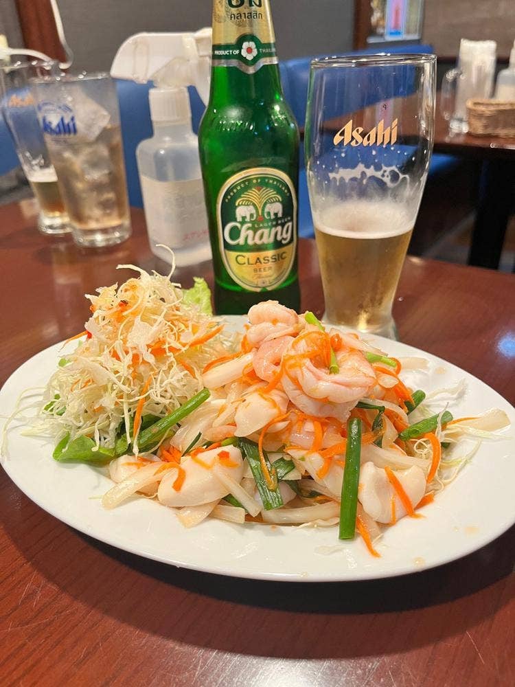 スアンサワン