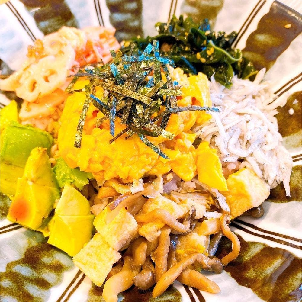 築地本願寺カフェ Tsumugi はなれ 月島店