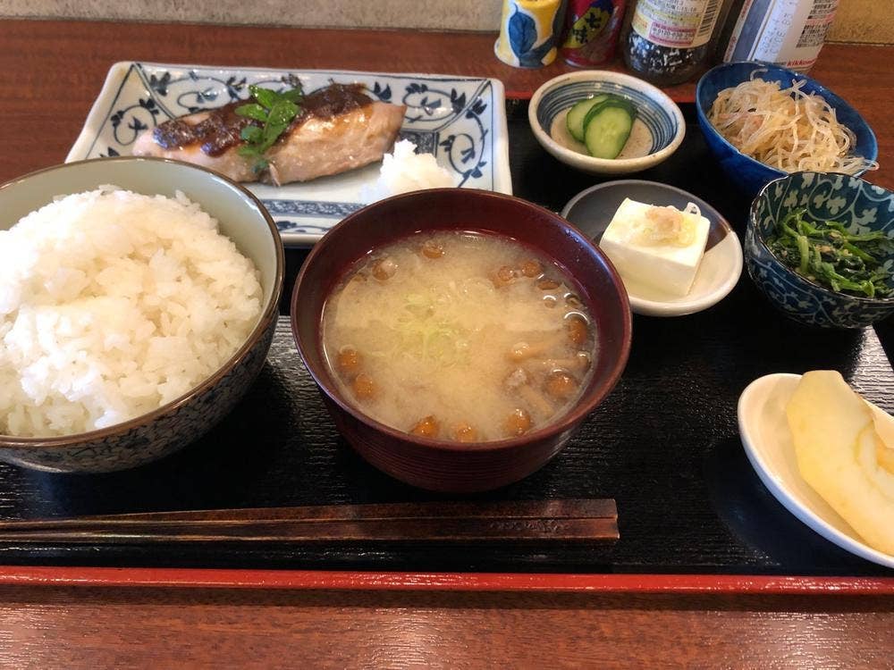 夢や