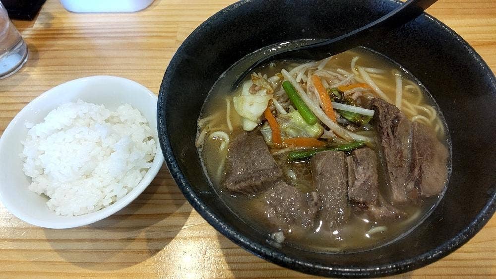 濃厚野菜タンメン 牛しおBASE