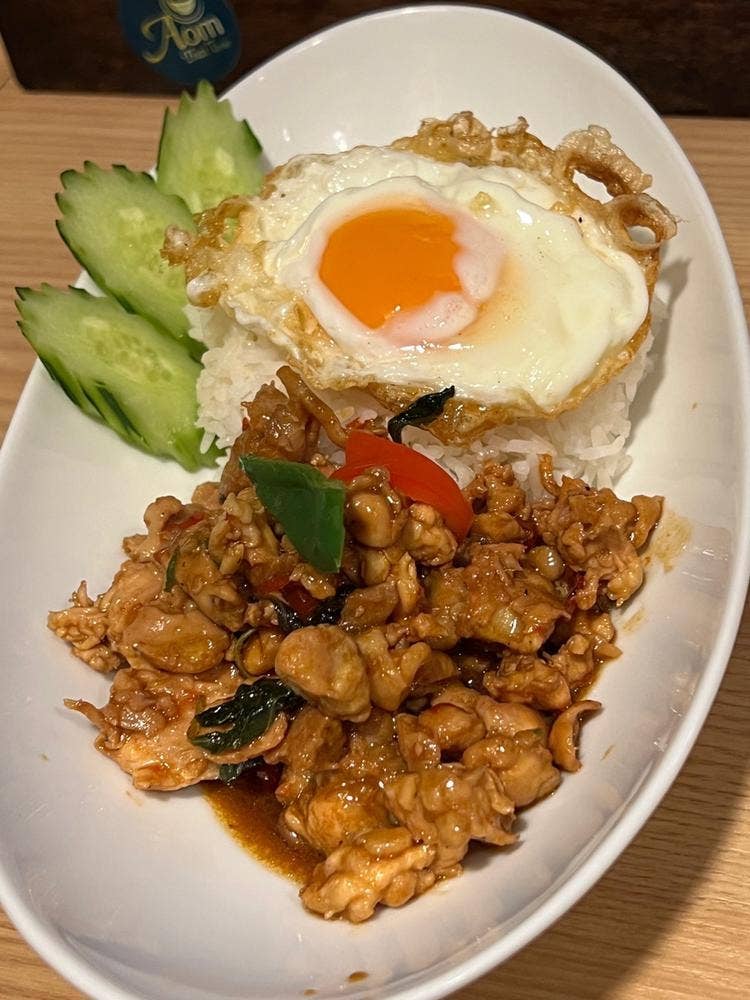 Aom Thai Taste