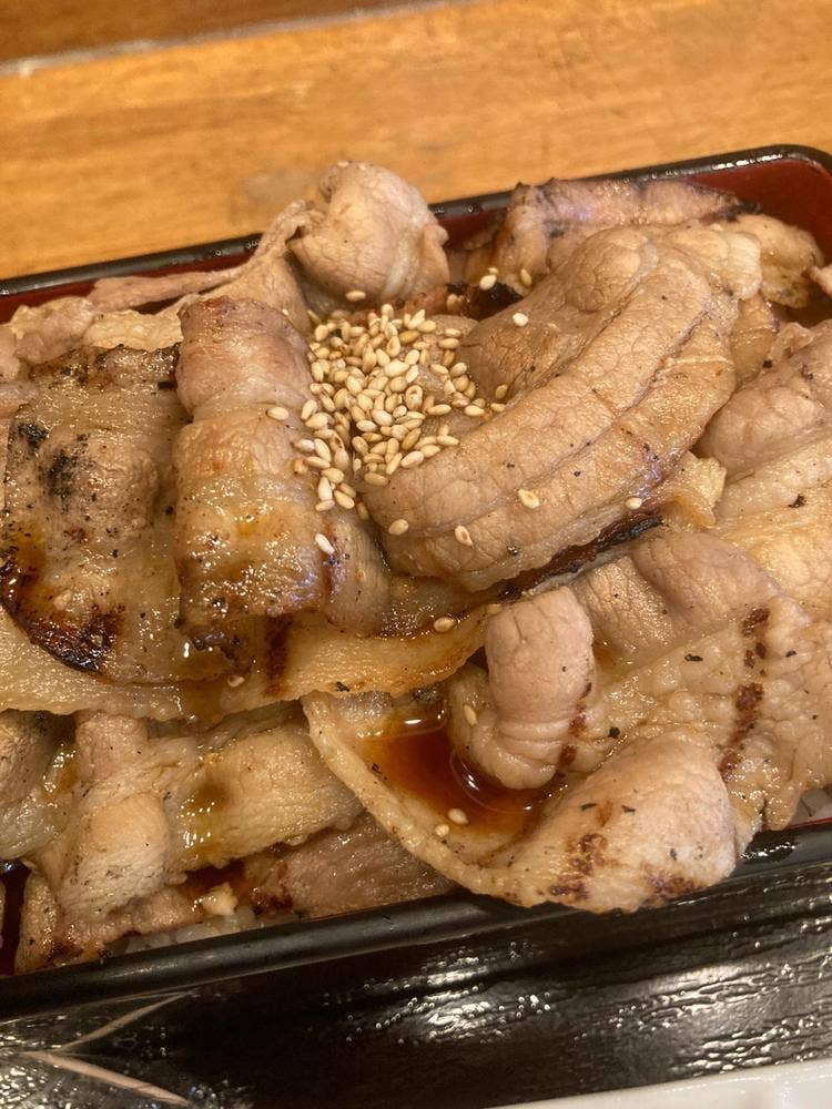 炭火やきとん 丸寿 肥後橋店