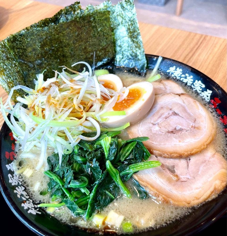 横浜家系ラーメン 有楽家 岐阜茜部店