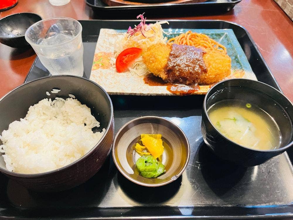洋食亭 紀しん