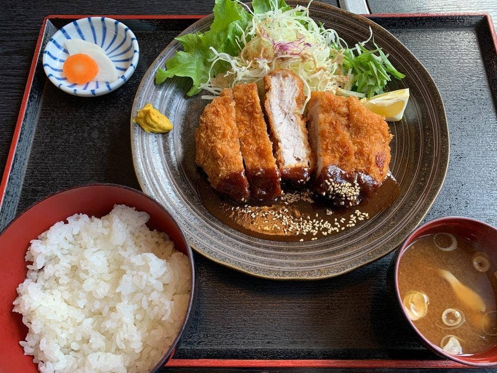 食事処 あづま