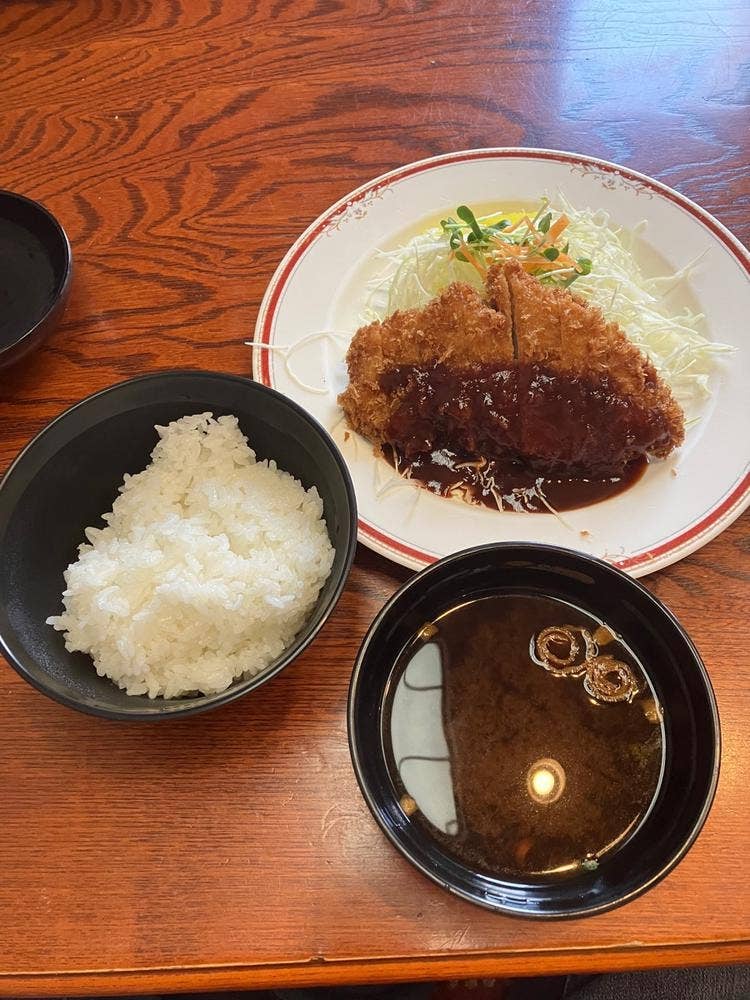 とんかつの山岡
