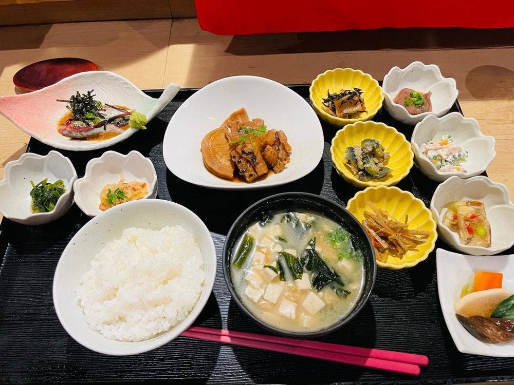 博多味問屋 いちにち一膳