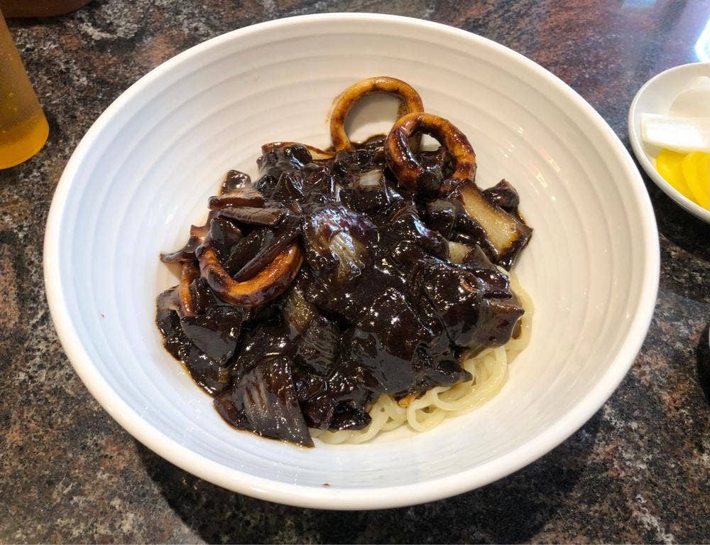 ジャジャン麺ハウス