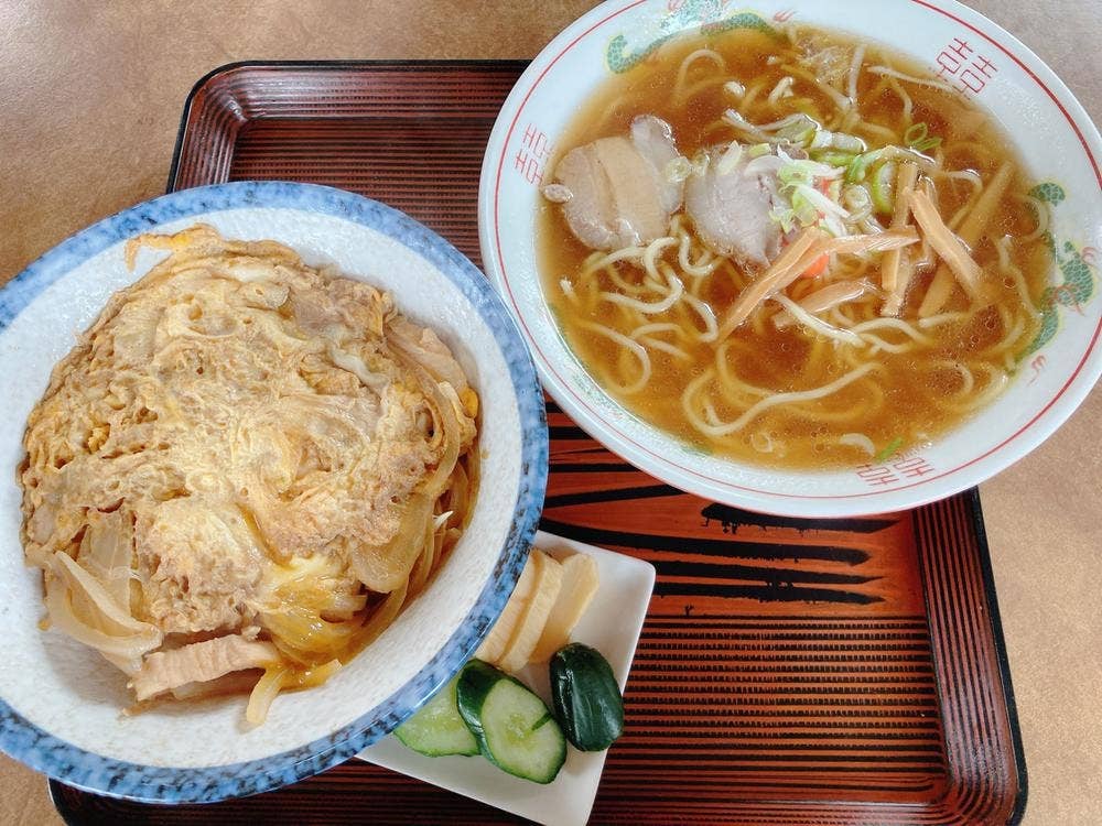 城戸食堂