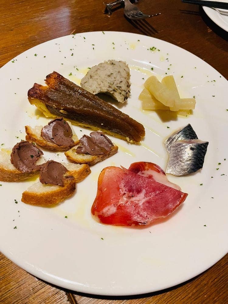 Bistro N