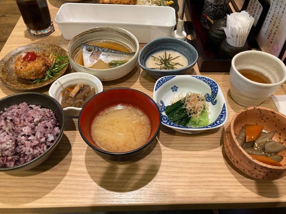 手しおごはん玄 曙橋店