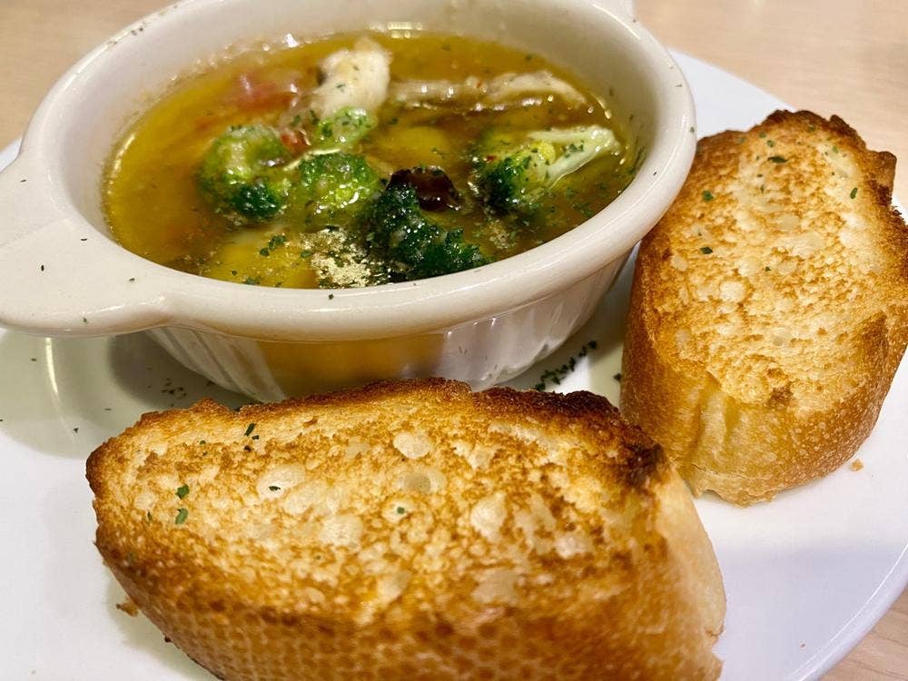 元祖トマトラーメンと辛めんの店三味 333 大名店