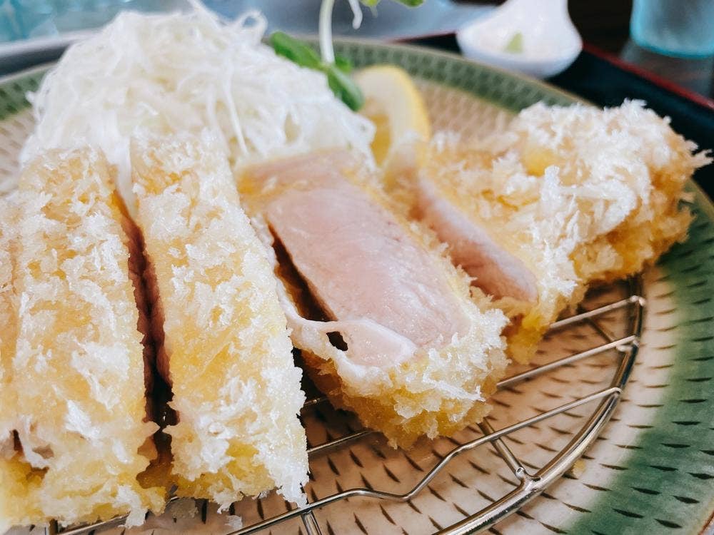 熟成とんかつ食堂 こぶたさんがころんだ