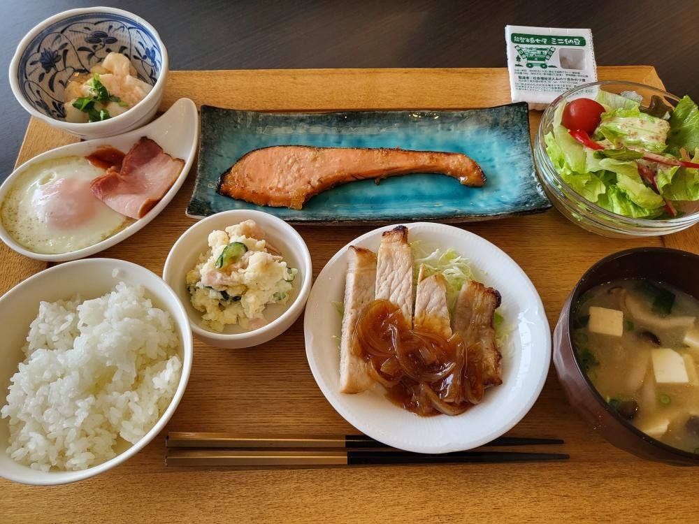 ホテル アリヴィオ 朝食会場