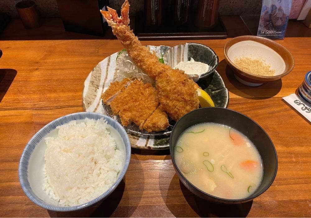 名代とんかつ かつくら 成城コルティ店