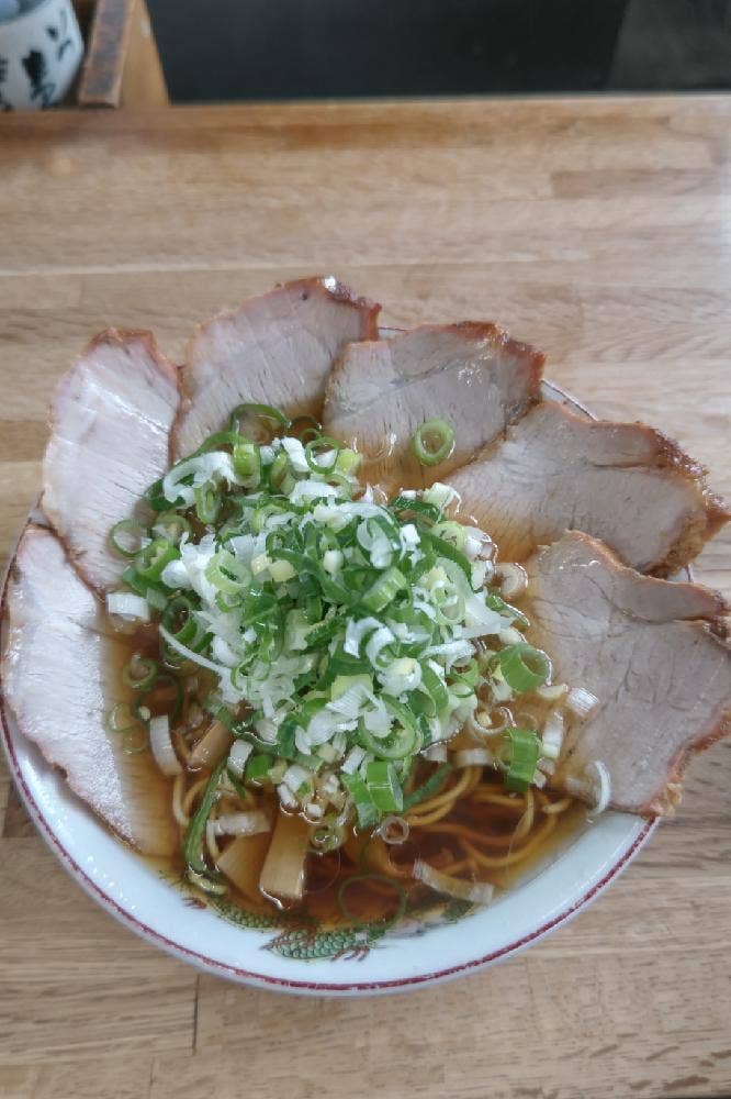 ラーメンのまる八