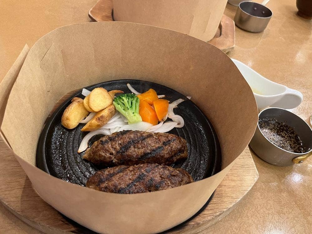 勝牛本店