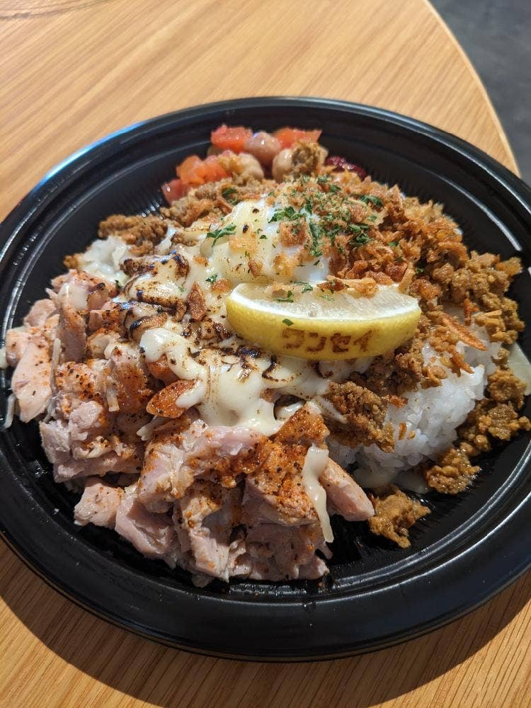 キッチンカー燻製スギヤ商店